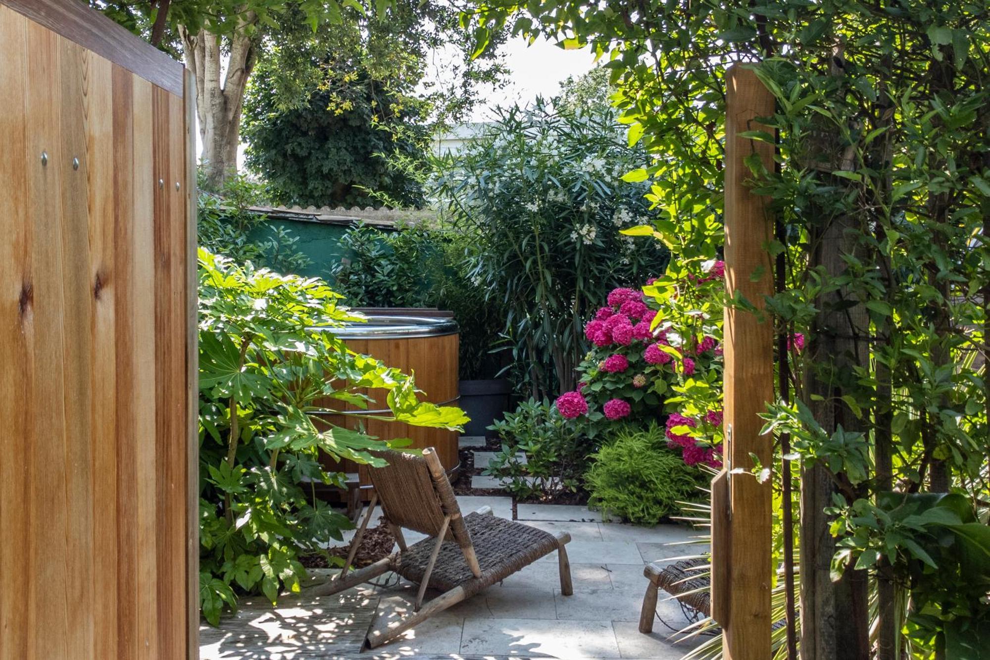 Escale Rochelaise B&B, Spa Bain Nordique Et Sauna Tonneau Ла-Рошель Екстер'єр фото
