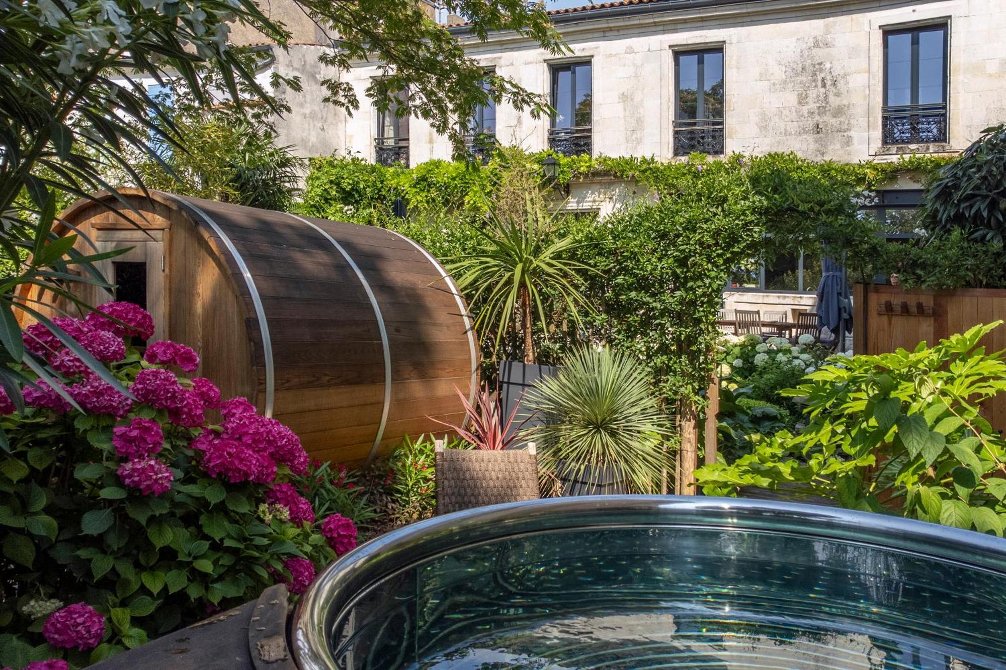 Escale Rochelaise B&B, Spa Bain Nordique Et Sauna Tonneau Ла-Рошель Екстер'єр фото